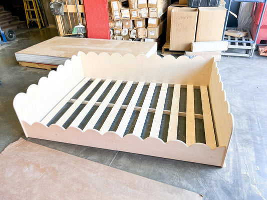 CARLIE- Scalloped Bed